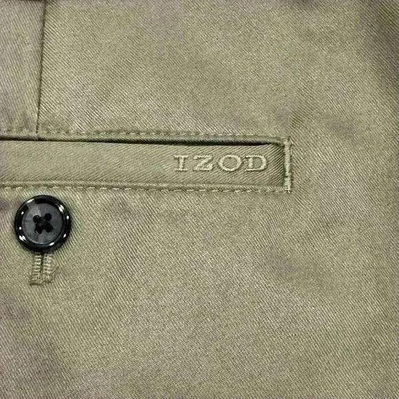 IZOD Perform X Solid Brown Flat Front Polyester SHORTS Men’s Sz 40” Waist - EUC - Picture 6 of 12